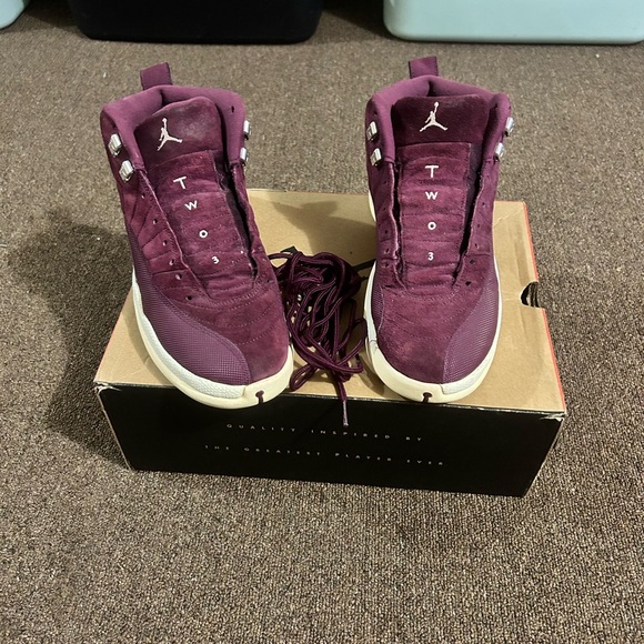 2017
Air Jordan 12 Retro 'Bordeaux - Picture 1 of 6